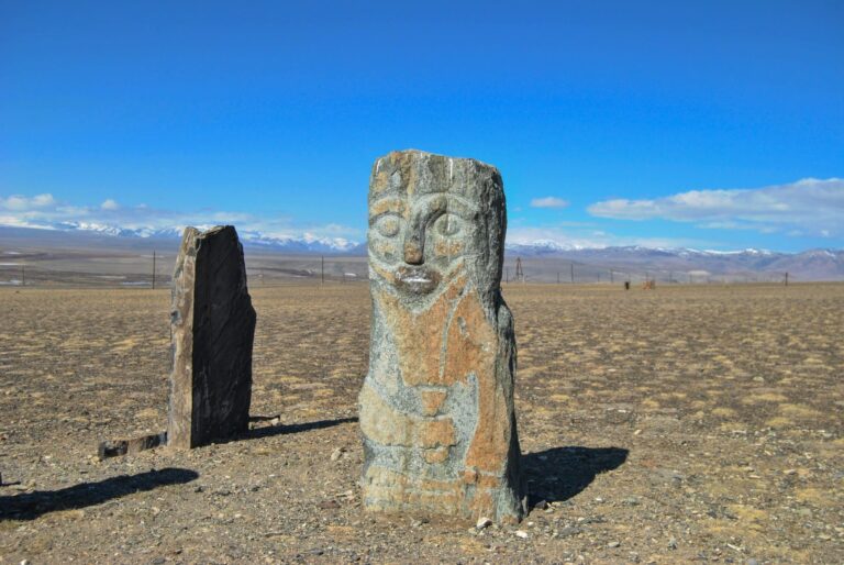 Piedra,Mujeres,En,Altai.,Piedra,Estatuas,En,Altai.,Ídolos,De